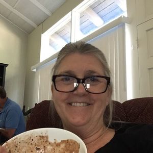 Meet your Posher, Julie